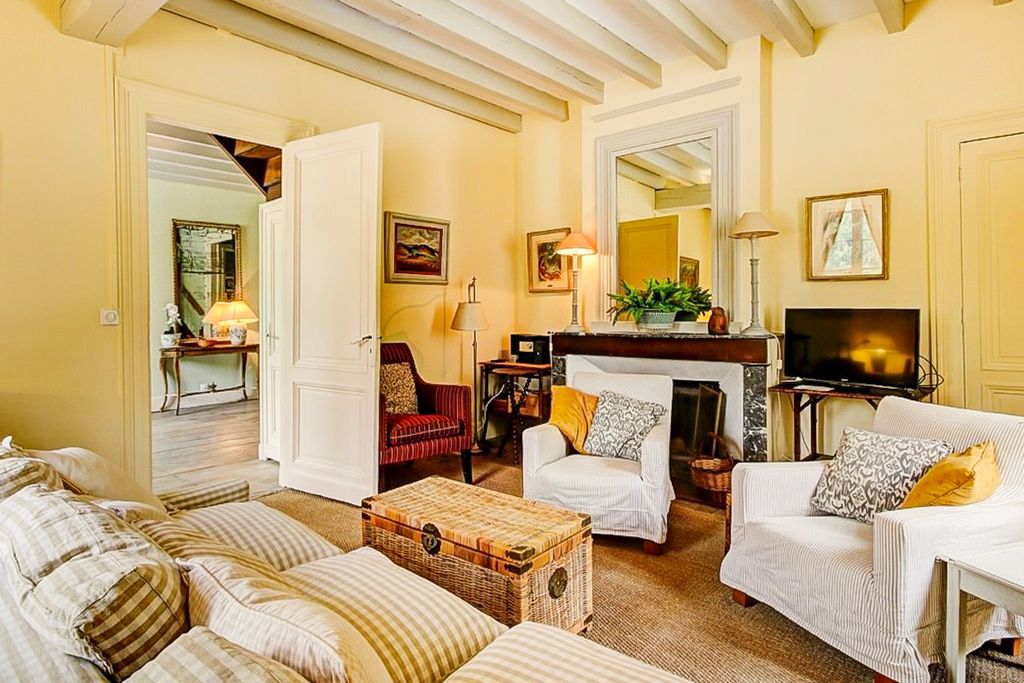 Chateau Segalas Aquitaine Dordogne France Olivers Travels 5