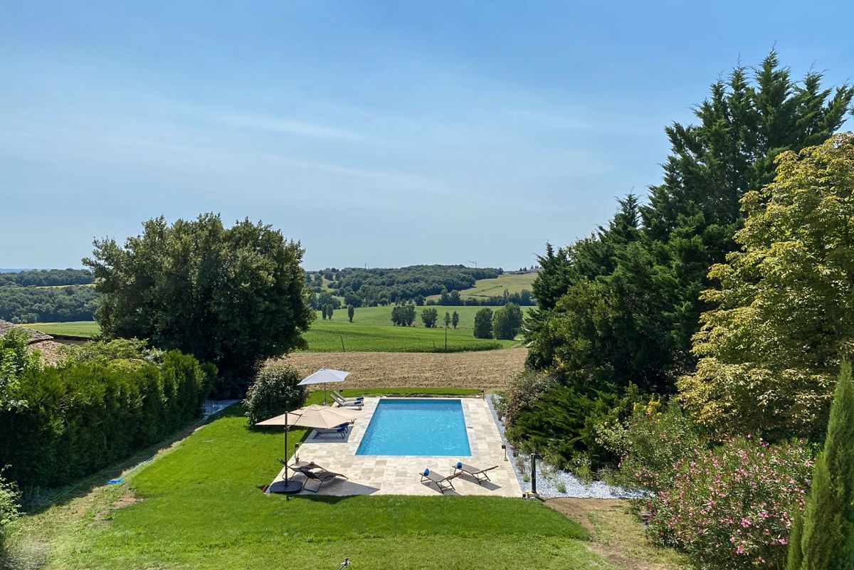 Chateau Seyches