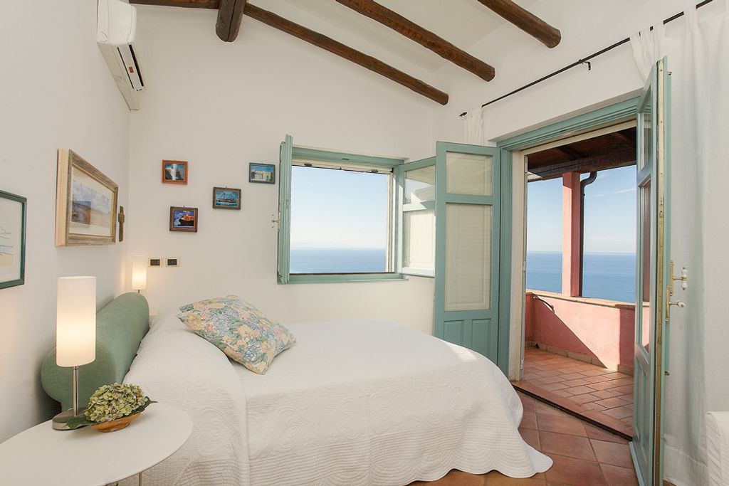 Villa di Sole Sicily Olivers Travels4