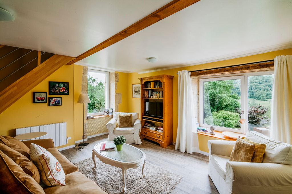 The Little House Burgundy Olivers Travel3