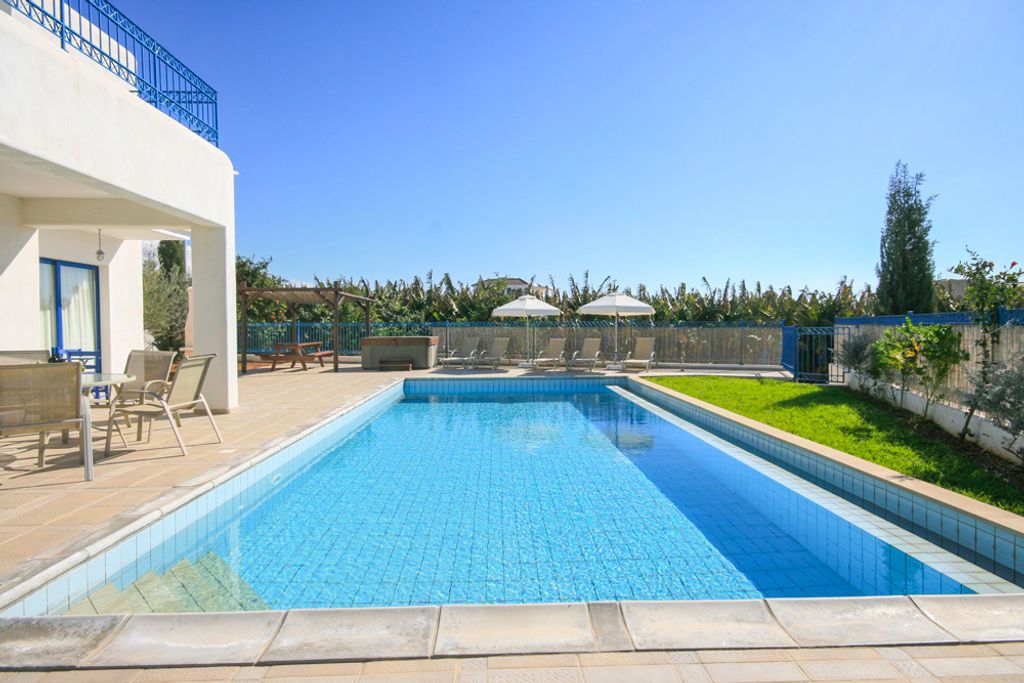 Villa Azzurro Paphos Olivers Travels 4