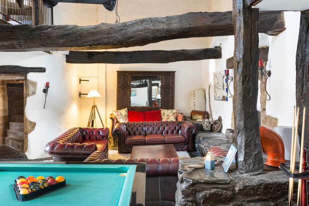 Manoir de Kervegat Brittany Olivers Travels3