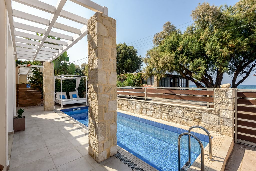 Azure Beach Villas Crete OliversTravels 1
