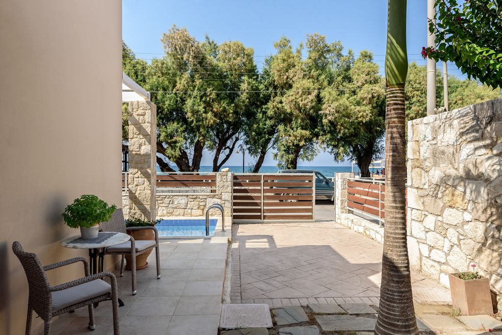 Azure Beach Villas Crete OliversTravels 2
