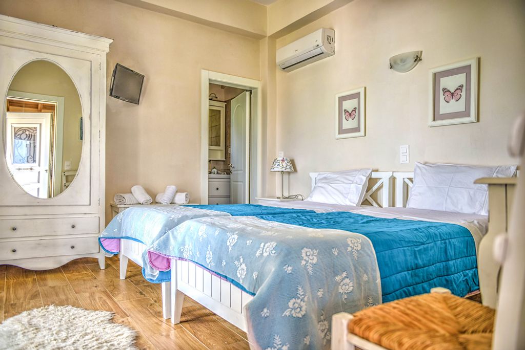Spiridon Beach House Corfu Olivers Travels 3
