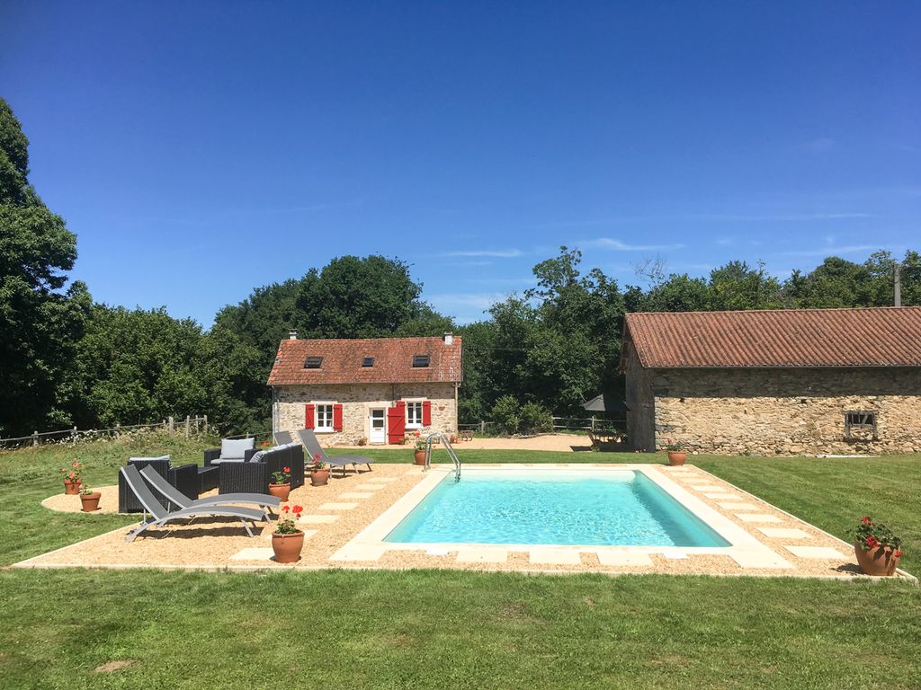 Rouge Cottage France Dordogne Olivers Travls 1
