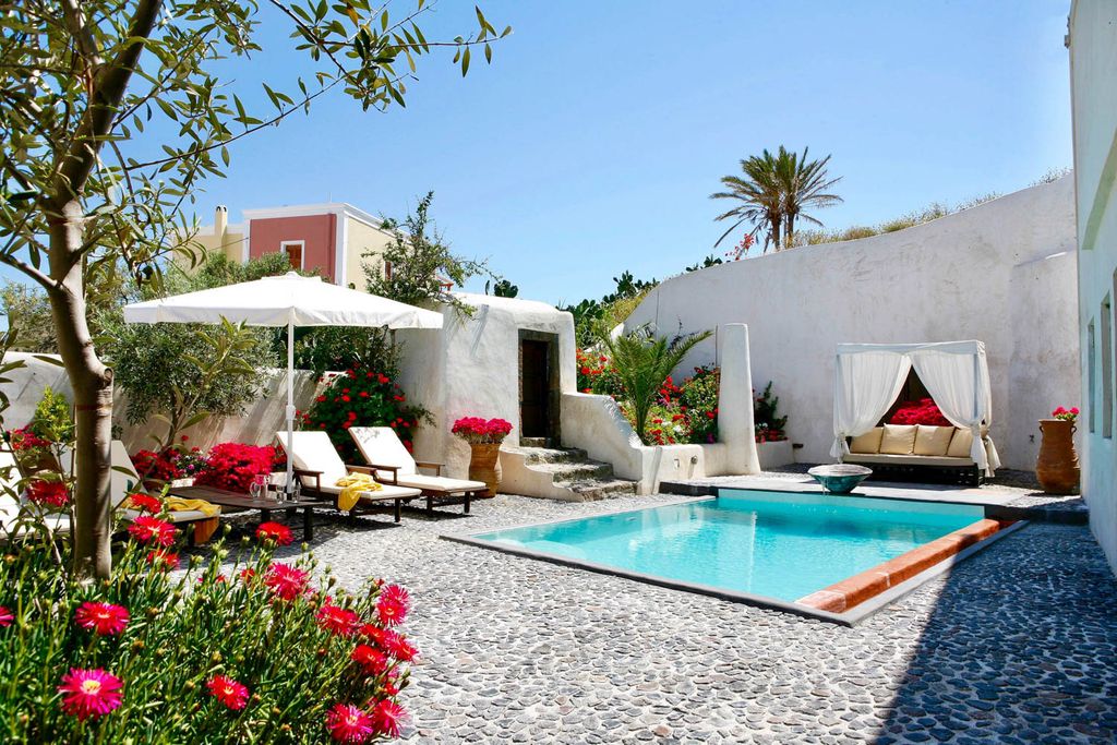 Villa Sophia Santorini Greece OliverTravel 2