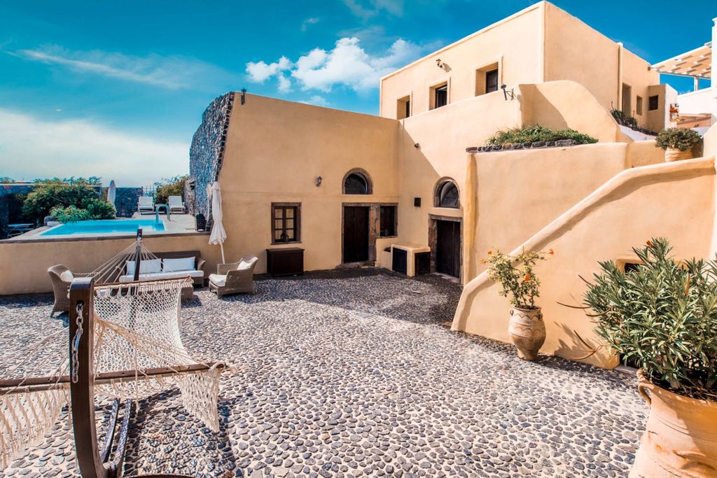 Villa Kyani Santorini Greece OliversTravels 2