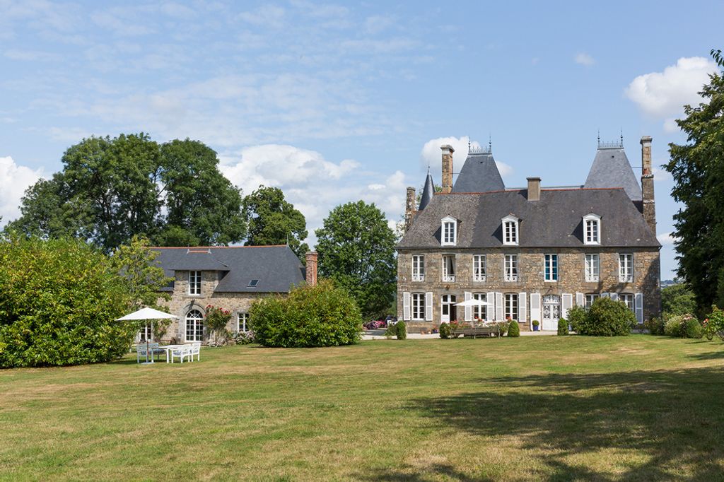 Chateau du Chevalier Houses Brittany Olivers Travels1