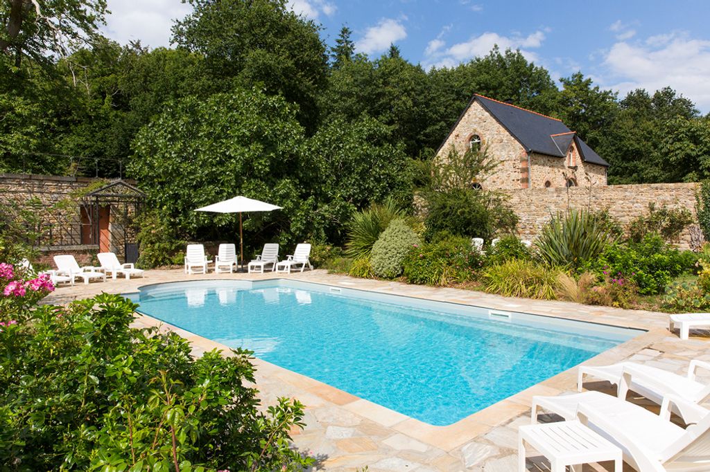 Chateau du Chevalier Houses Brittany Olivers Travels2