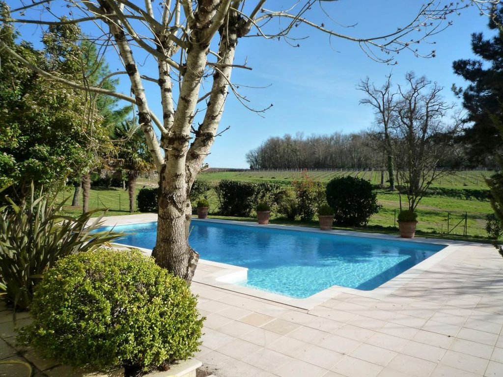 Chateau Belles Vignes Aquitaine Olivers Travel2