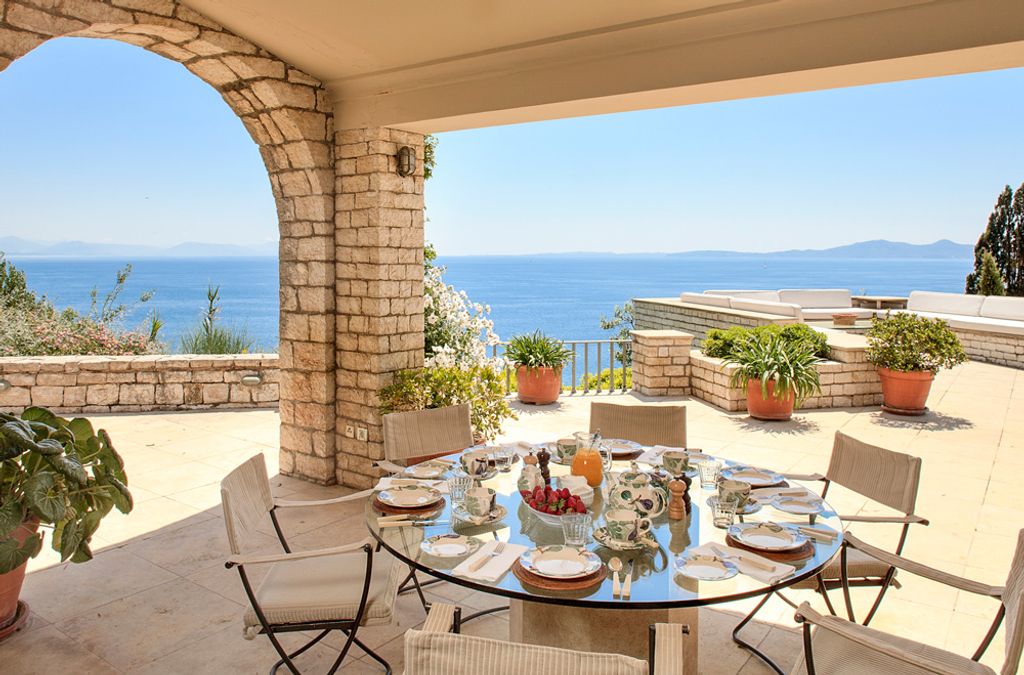 Kanoni estate Corfu Olivers Travels 4