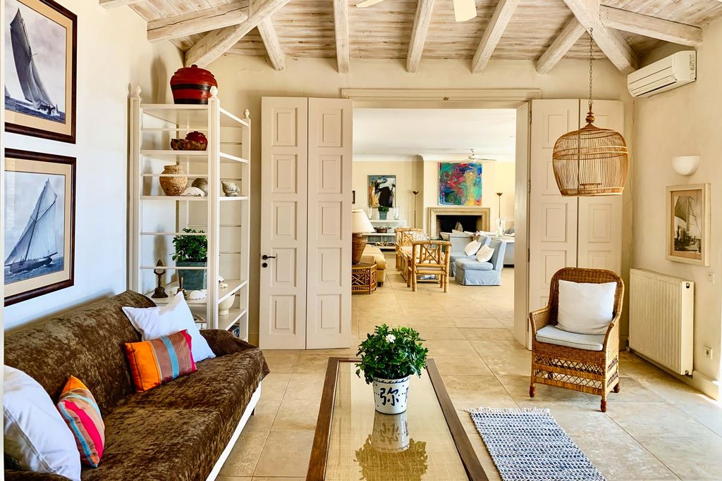 Kanoni Estate Corfu OliversTravels 5