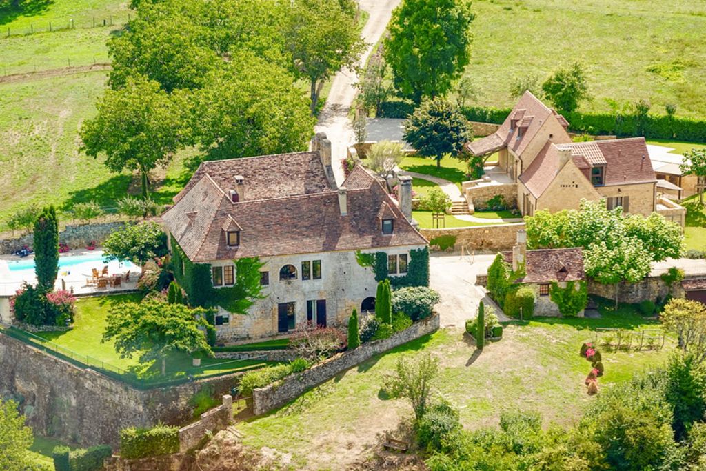 Le Prieure Esperance Estate Dordogne France Olivers Travels 1