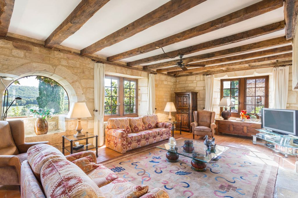 Le Prieure Esperance Estate Dordogne France Olivers Travels 3