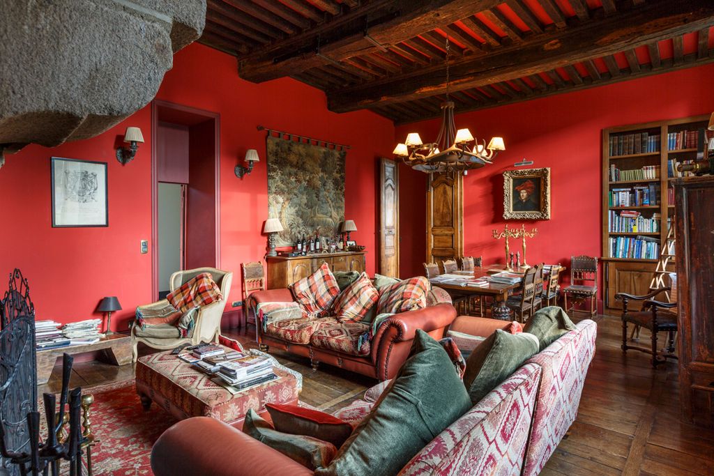 Chateau Quatre Saisons Normandy Olivers Travels2