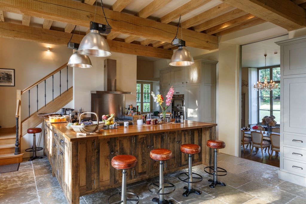 Chateau Quatre Saisons Normandy Olivers Travels3