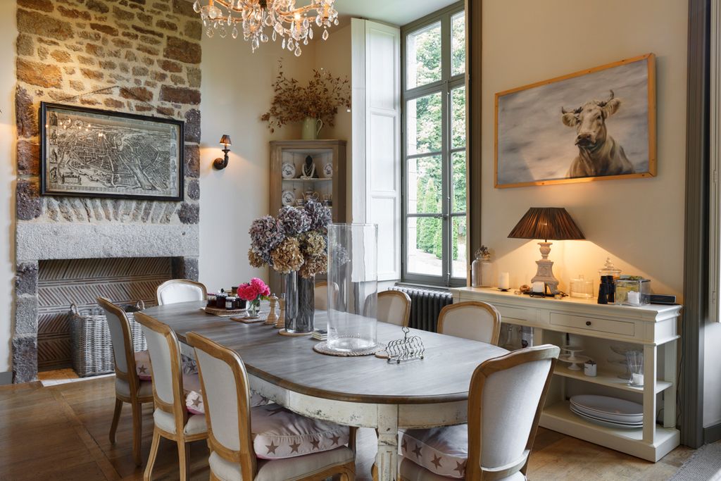 Chateau Quatre Saisons Normandy Olivers Travels4