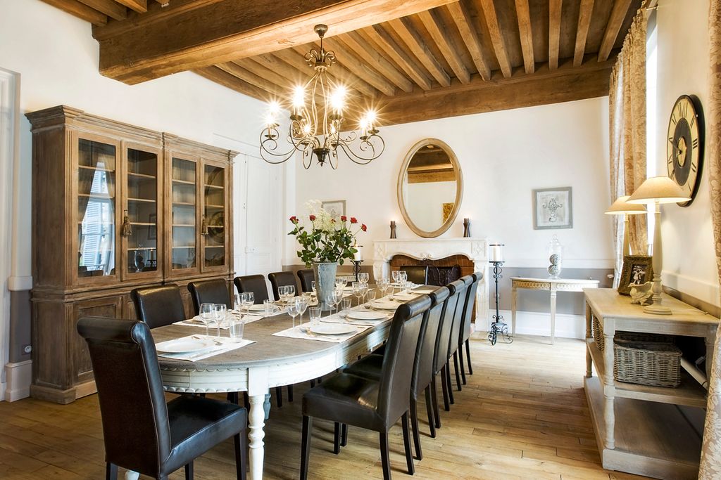 Chateau de la Marquise Thesut Burgundy Olivers Travels3