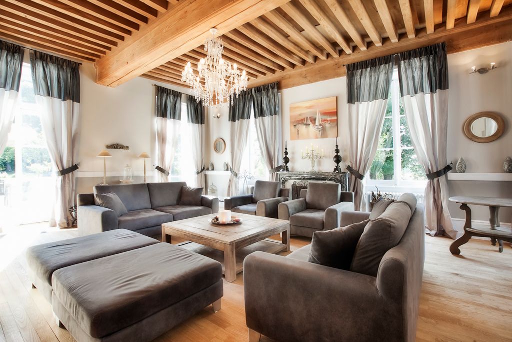 Chateau de la Marquise Thesut Burgundy Olivers Travels2