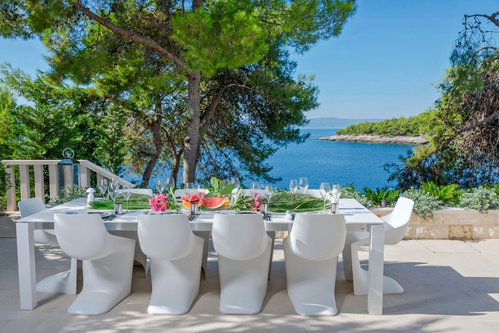 Villa Adriatica Dalmatia Olivers Travels2