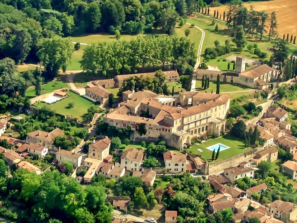 Chateau Cedre Dordogne Olivers Travel 5