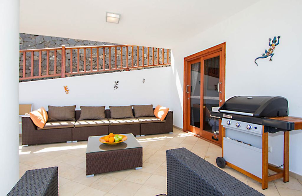 Villa Amethyst Lanzarote Spain Olivers Travels 5