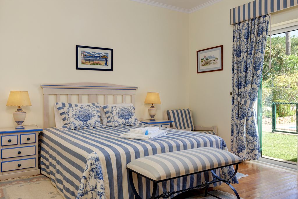 Villa Pinhal Vilamoura Olivers Travels5