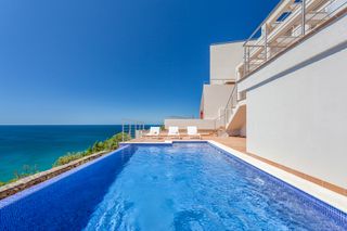 Villa Salema Vista Salema Olivers Travels  13 