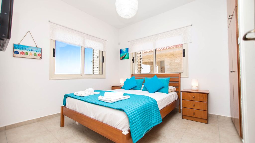 Villa Ayia Triada Cyprus Olivers Travels 2