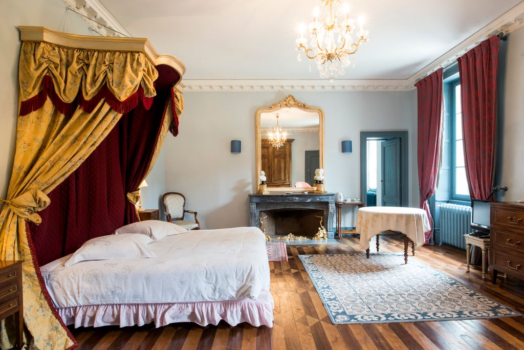 Chateau de Champ Carre Burgundy Olivers Travels4