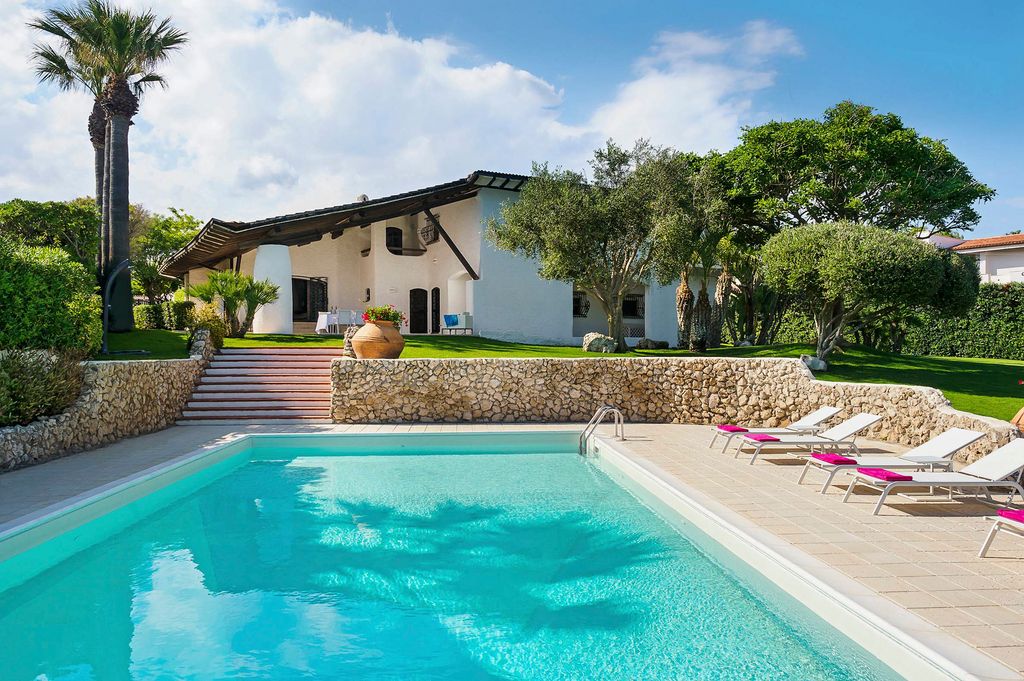 Villa La Luna Sicily Olivers Travels2