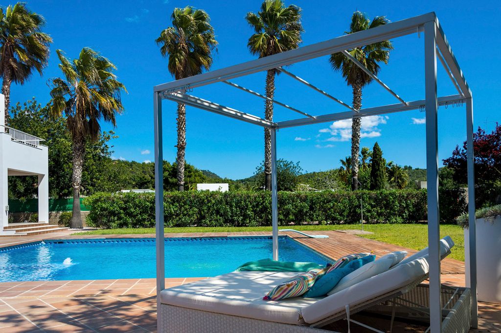 Can Palma Ibiza Olivers Travels2