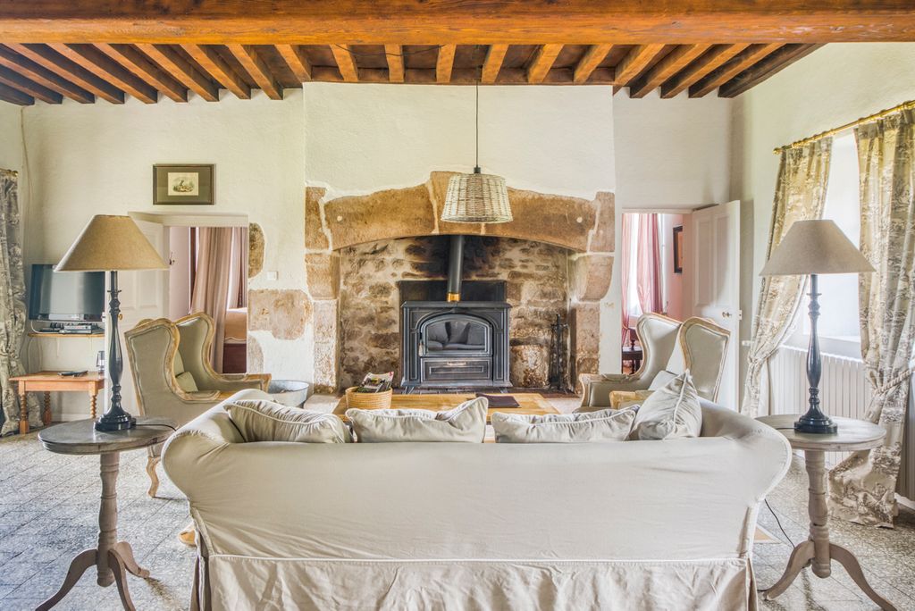 Le Grenou Burgundy Olivers Travels2