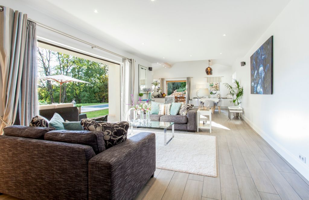 Villa Zen French Riviera Olivers Travel 3