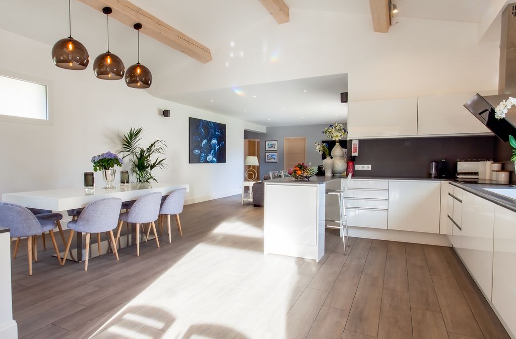 Villa Zen French Riviera Olivers Travels 05