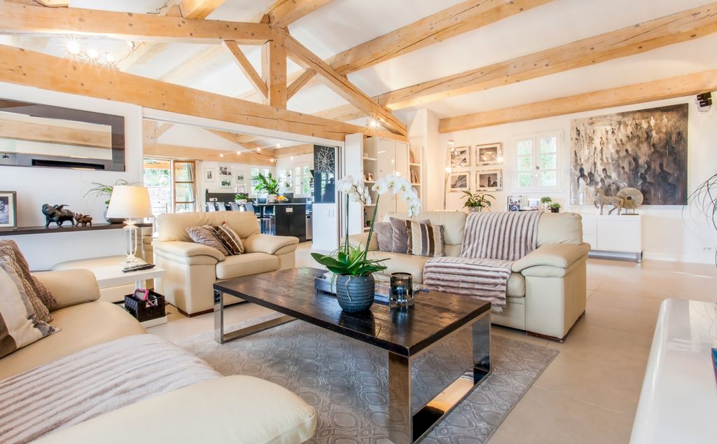 Villa Jolie French Riviera Olivers Travel 3