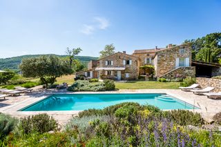 Le Hameau de Horizon Provence Olivers Travels1