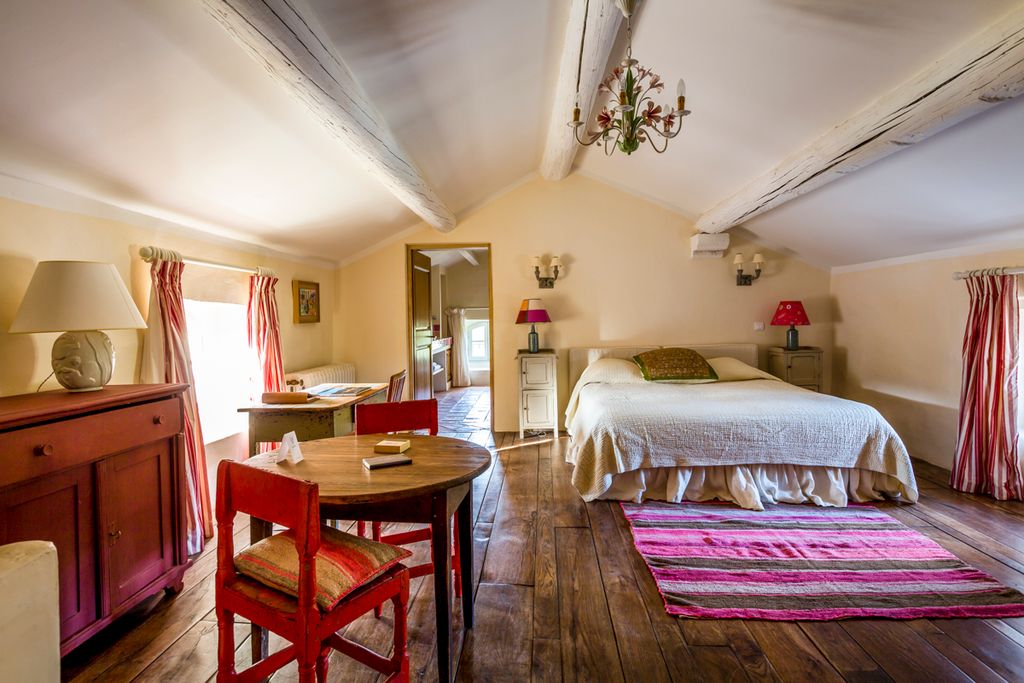 Le Hameau de Horizon Provence Olivers Travels4