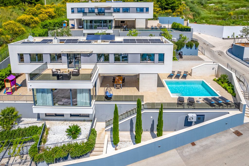 Villa Uz More Dalmatia Olivers Travels 001