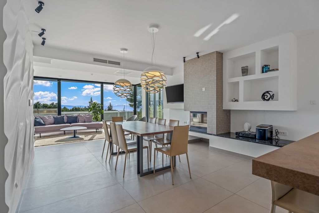 Villa Plavo More Dalmatia Olivers Travels 04
