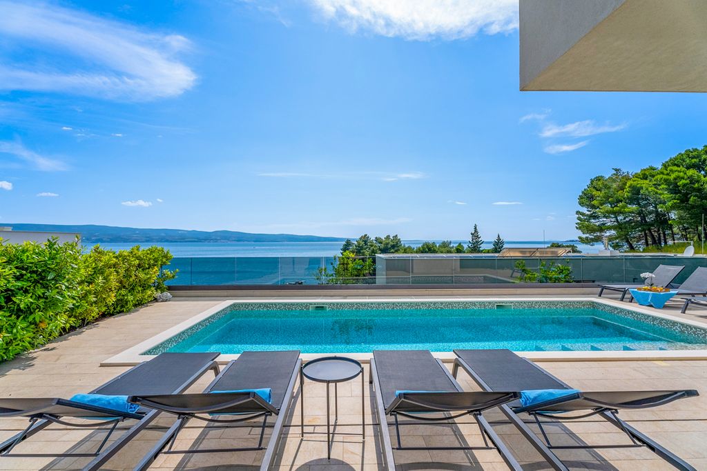 Villa Plavo More Dalmatia Olivers Travels 02