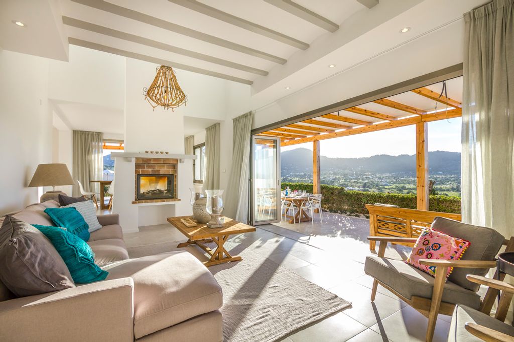 Villa Alessia Ibiza Olivers Travels 3