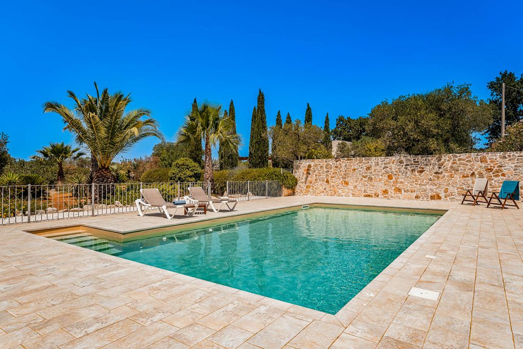 Trullo Adriana Puglia Italy OliversTravels 3