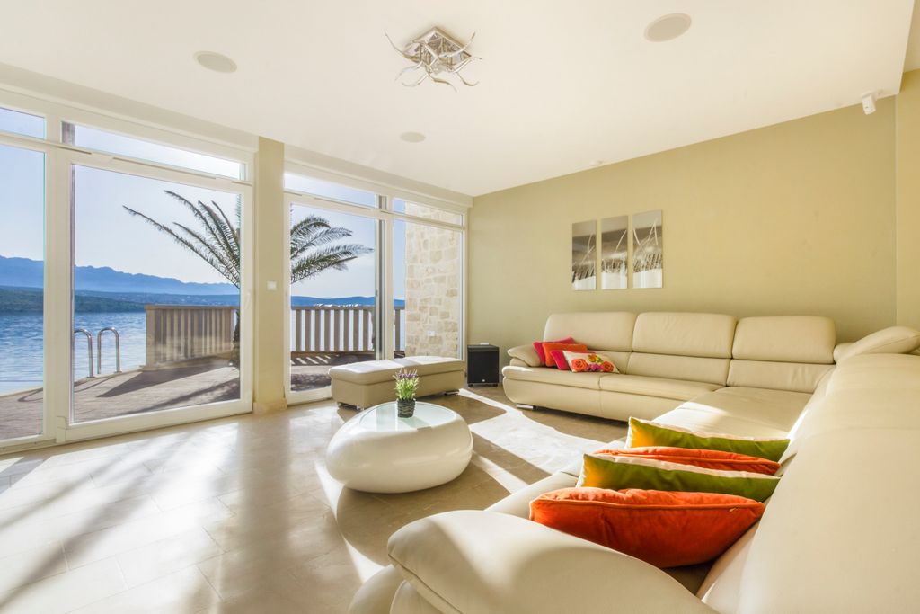 Villa Camac Dalmatia Olivers Travels4