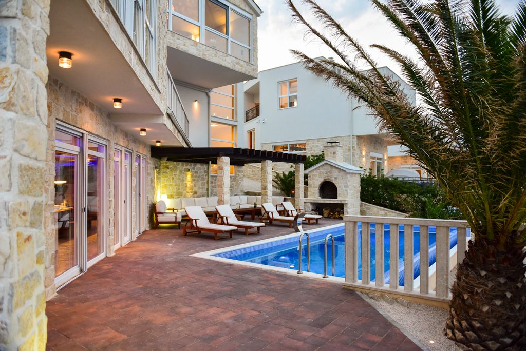 Villa Camac Dalmatia Olivers Travels5