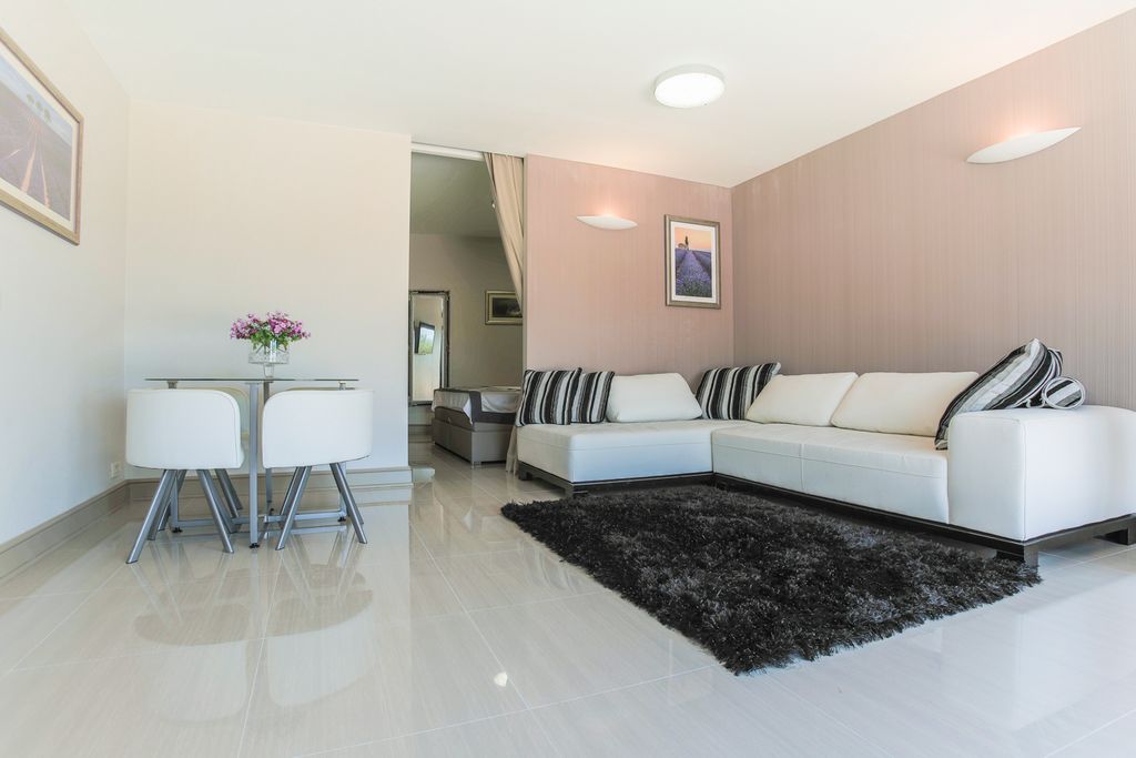 Villa Karmela Dalmatia Olivers Travels3