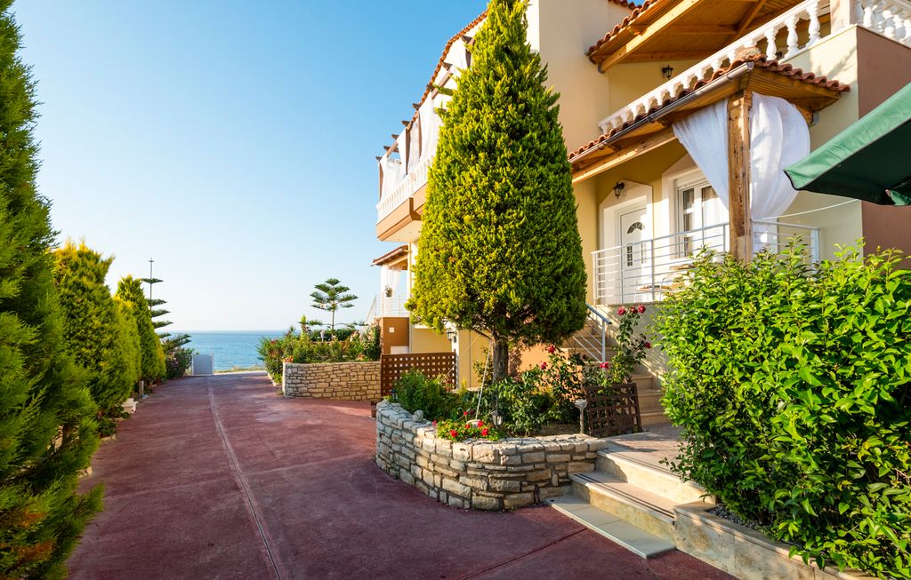 Villa Sfakaki Crete Olivers Travels2