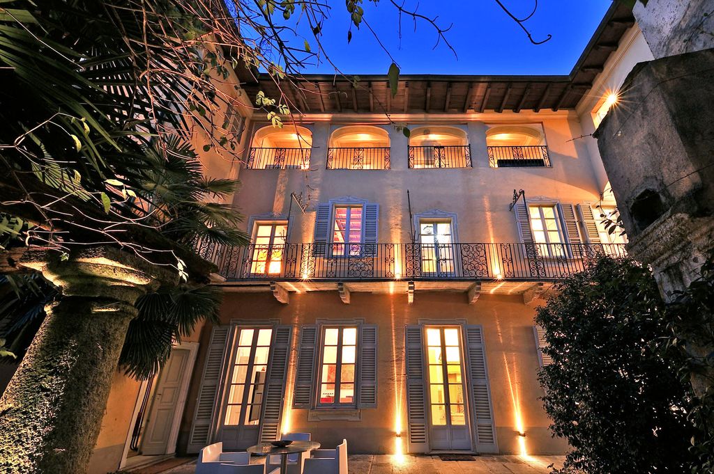 Palazzo Novara   Italian Lakes   Oliver s Travels  1 