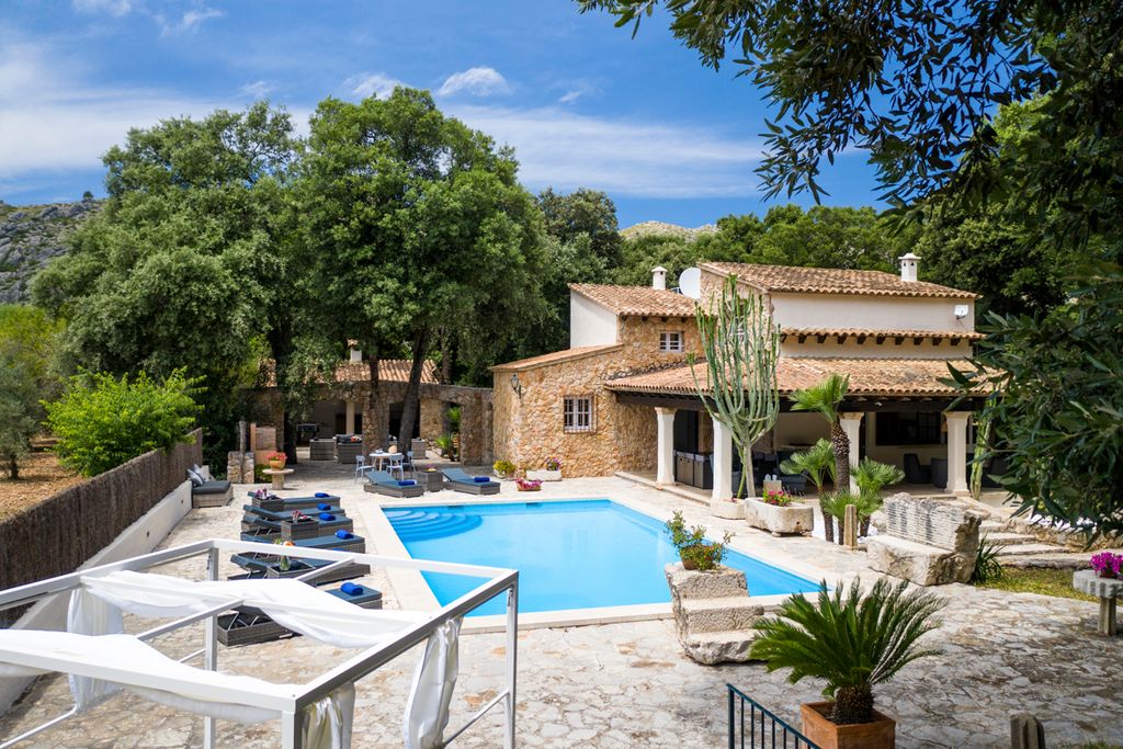 Villa Aromo Mallorca Olivers Travelz1